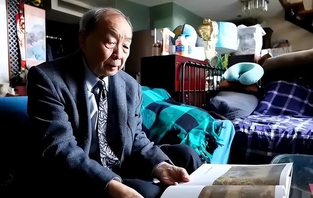 她嫁给老师，独自抚养4个继子，62岁临摹作品被评为故宫一级文物