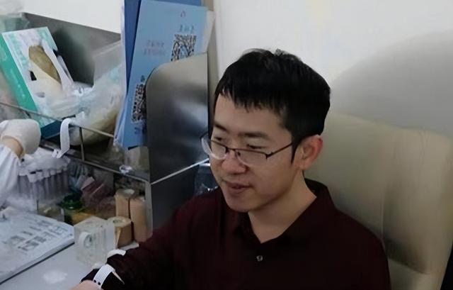 “退休金在瑟瑟发抖”，武汉大学退休教师7000多人，7人超百岁！
