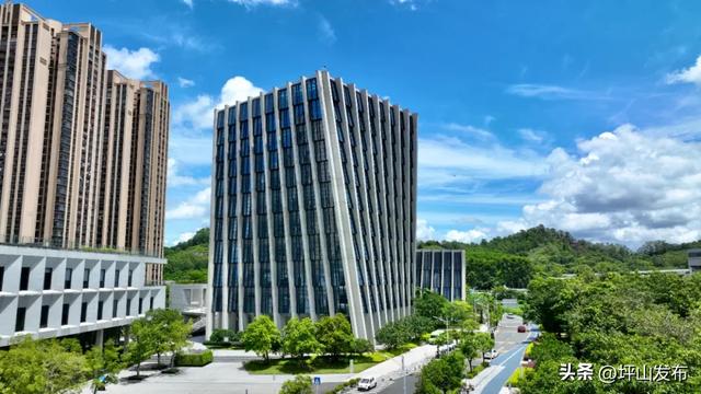 假期不必远走,来深圳坪山开启你的限定版“环球”旅行 | 美美Holiday②