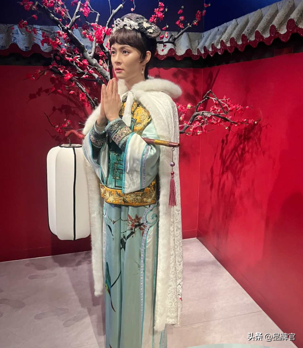 门票半价没人去！又一网红景点跌落神坛，母公司巨亏47.9亿元