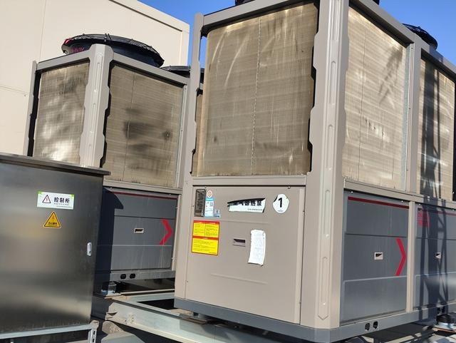 高淳两家酒店荣获“金树叶级绿色旅游饭店”称号 为“国际慢城”添生态底色