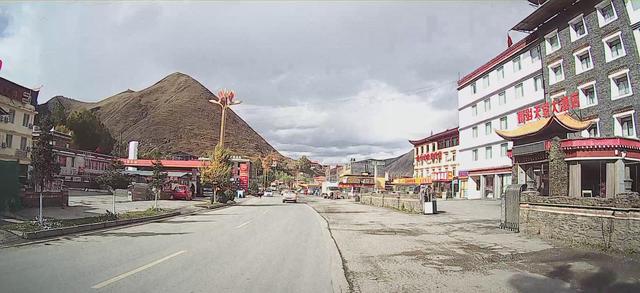 2024深秋四川行02峨眉山市-新都桥（天全服务区、折多山垭口）