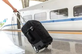 乒乓球不能带上火车？这些体育用品也不行图片