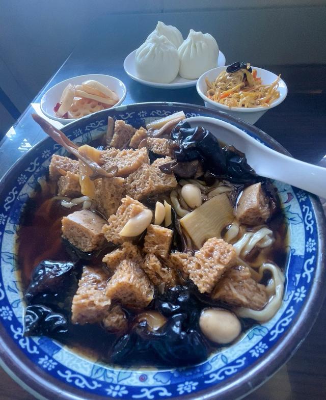 我是北京人，在四川泸州逛了几天，憋不住想讲讲这趟行程的感受。