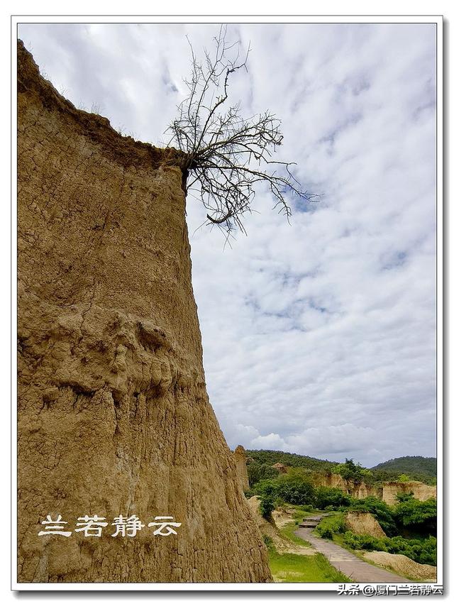 云南楚雄：元谋浪巴铺土林的地质奇观（含攻略）