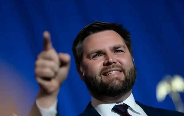 美国惊现 “新寡头统治”！特朗普的财富游戏，美富豪一天狂揽千亿