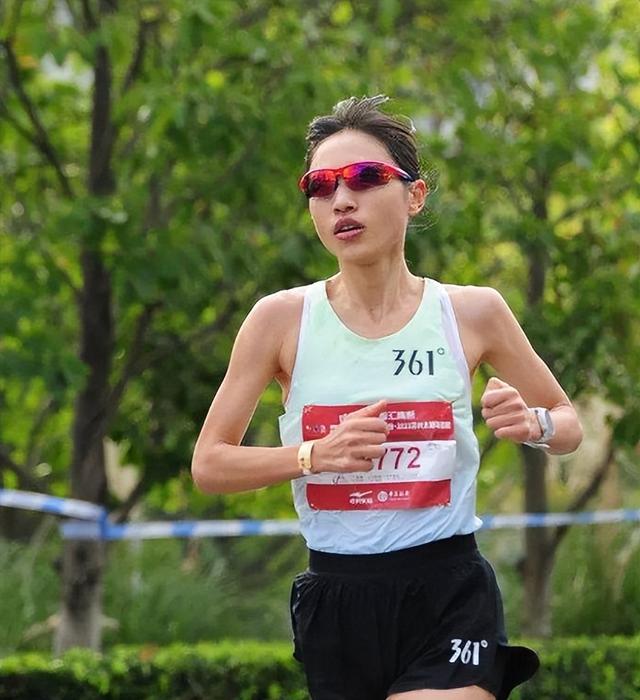 “最快女护士”彻底辞职！多方紧急发声	，3个原因注定她会走这步