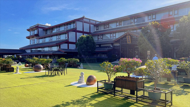 鼓山深处小众静谧寺庙，名气虽没涌泉寺大，但也是座绝美的观景台