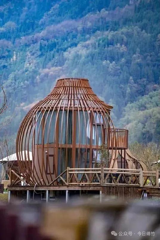 超凉快！走！住小院枕山风，做绵竹“山系青年”……