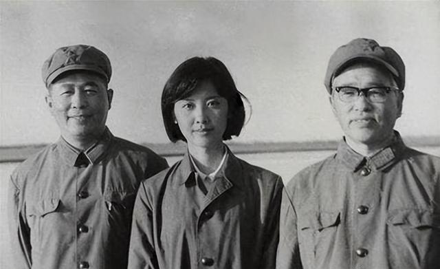 看见73岁朱琳老去的模样，才发现：八十年代大陆第一美女名不虚传