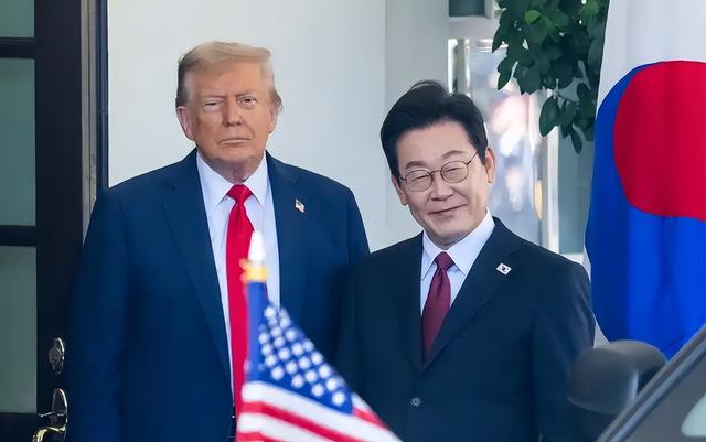 特朗普表示：对华关税或提高到200%，除非中国答应美国一个条件