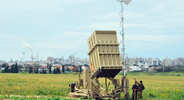 以色列用每次价值2美元的“铁束”激光扰乱世界的导弹战争