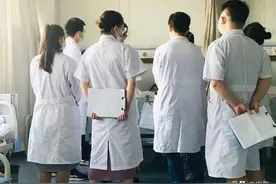 医疗改革，乡村医生证书有多重要？无证行医后果很严重图片