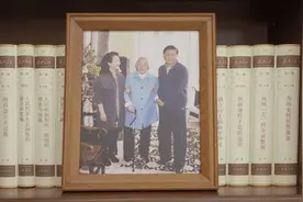 时政微视频丨谁言寸草心，报得三春晖图片