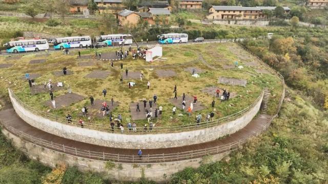中外嘉宾齐聚巫山 沉浸式感受三峡魅力