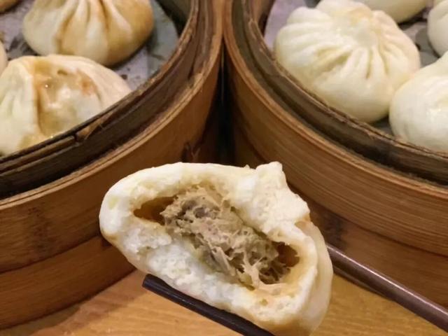 比苏州更江南，小吃堪称一绝，这座低调的北方水城，一到秋天就美翻了