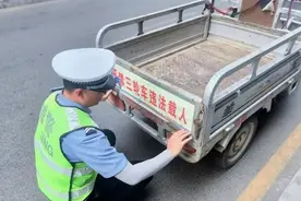 免费上牌，合规上路，四轮代步车上路政策放宽，但有4点要注意图片