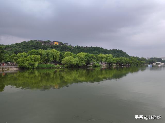 爬吉林北山，寻平安钟楼，雨中被困玉皇阁