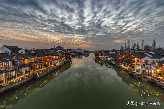 与周庄、西塘、南浔等相比，上海朱家角古镇如何