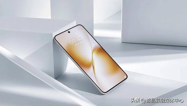 vivo优质高端机，天玑9400+6200mAh+100倍变焦，如今跌至3599元起