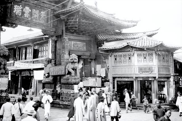 1930年的昆明风景 雄奇瑰丽的近日楼