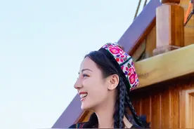 迪丽热巴 花儿与少年图片