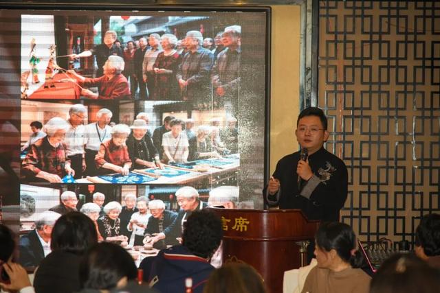 大连旅游界同行集结！赴台儿庄古城考察，共拓“银发游”新市场