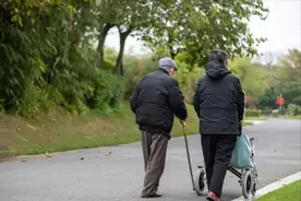 研究发现，每天晚饭后要散步的人，不出4个月，身体或有5种改变！图片