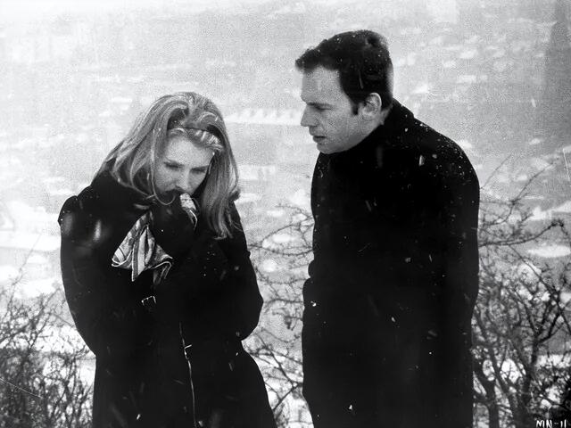 大雪来临的那一夜，他们相爱了