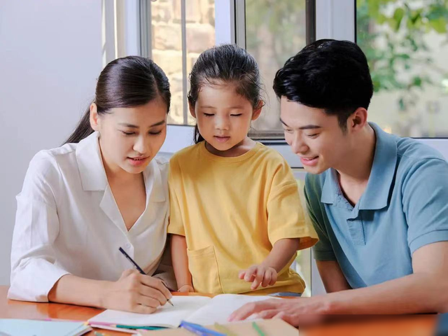 孩子上学后不爱写作业，这是学习习惯没养成，4点建议家长要知道