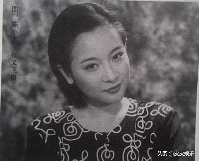 她是国家一级女演员，多次给坐轮椅丈夫戴绿帽，如今儿子也是演员
