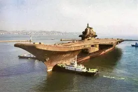 乌克兰真的把航母图纸，藏在了“瓦良格号”里？二十年后真相大白图片