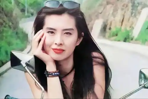 5位桃花眼女明星，个个勾人魂魄，尤其最后一位哪个男人能受得了