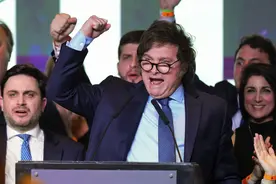 靠给中国人卖牛肉续命，一个世纪为何都不够阿根廷转型成功？图片
