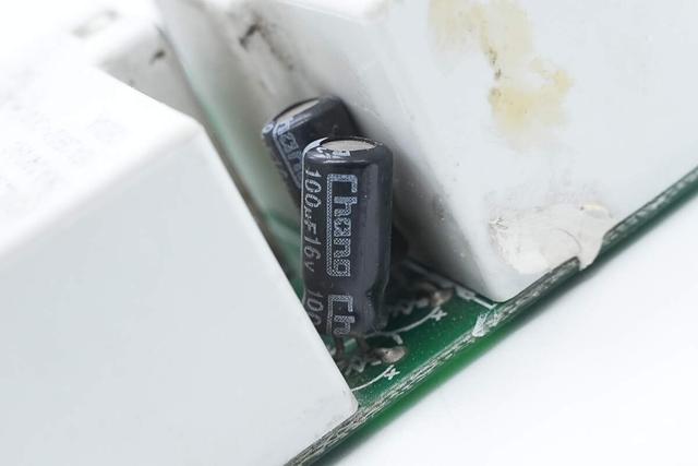 重达18斤的大块头，内部全是灰，麦格米特15kW充电模块拆解