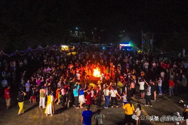人人人人!连南这场狂欢盛宴嗨翻天🤩多图直击火爆现场丨跟着《瑶族舞曲》去旅行