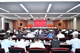 孙志龙：全力以赴推动经济社会发展提质提速提效图片