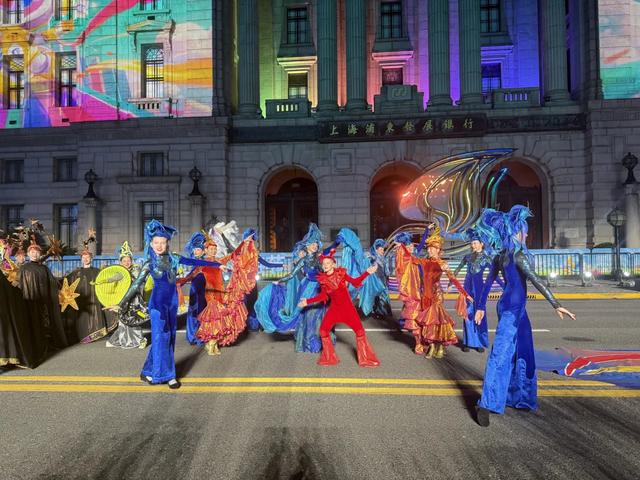 剧透来了！上海旅游节大巡游正在彩排中，小布带你抢先看→