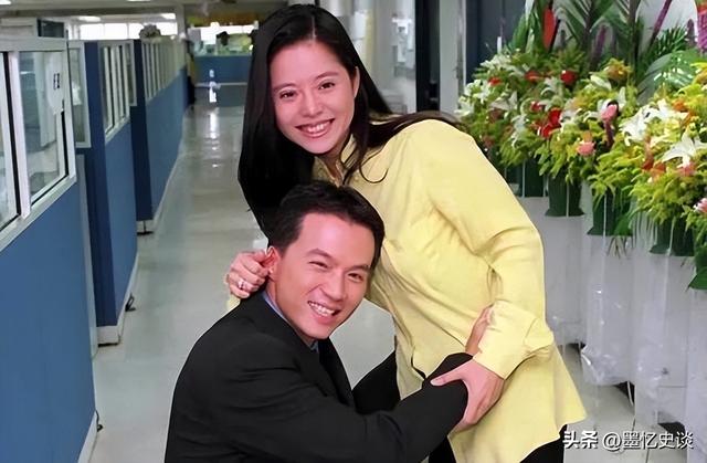 被畸形母爱毁掉的星二代：母乳12年，同床15年，荒唐的事还在后面