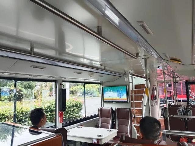 美食、时装、酒店、旅行……听音乐会立享打折优惠？快来莲花山草地音乐节“集章”领福利！