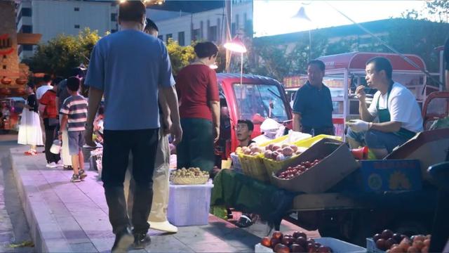 多彩文化夜生活 点亮宕昌“烟火气”