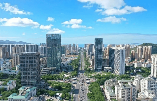 中国“最憋屈”省会？明明是省内“老大”，名气却被“老三”盖过