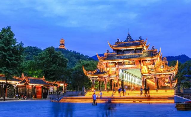 成都这些地方免票耍！首个秋假太巴适了