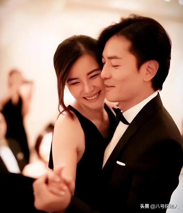 21岁拍三级，30岁被出轨，38岁嫁大佬，如今52岁没孩子竟被宠成宝