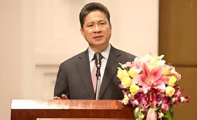 铁杆盟友临阵倒戈？签下屈辱条约	，只为避美锋芒，中国真心终错付