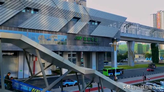 重庆“牛掰”的郊区，综合实力超部分地级市，旅游资源很亮眼