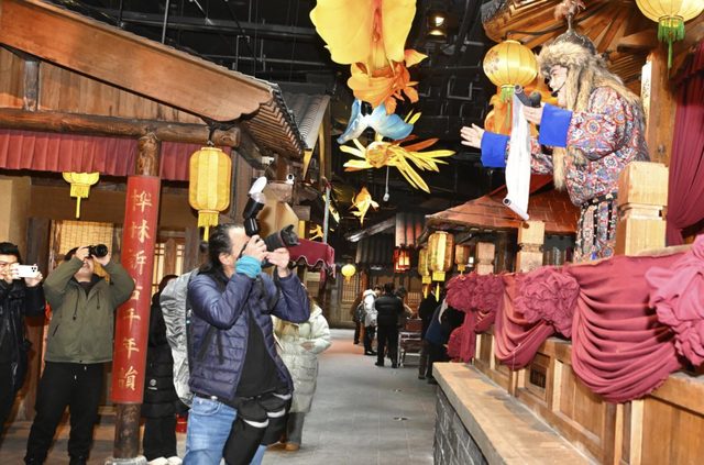 啥是吉林冰雪旅游？ 文旅精品+自然奇观+文化美食+……