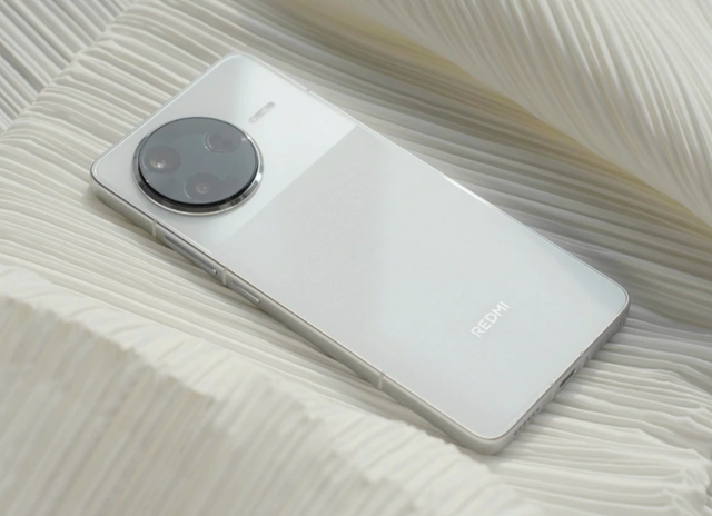红米K90 Pro 10.23发！3999高价冲高，7500mAh能否撑住场面？