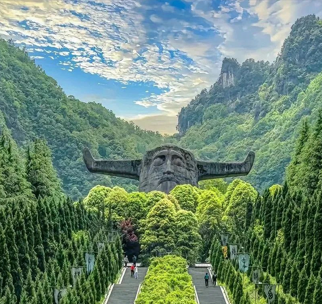 7-8月最凉快的6个避暑胜地，均温20℃，工作累了，就挑一个去小住三五天！