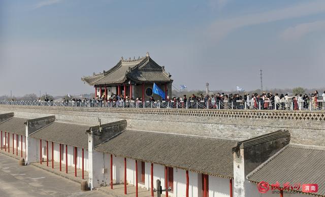 “踏歌渭水连长安 寻韵莲勺续秦风”千名导游游渭南活动启幕（图）